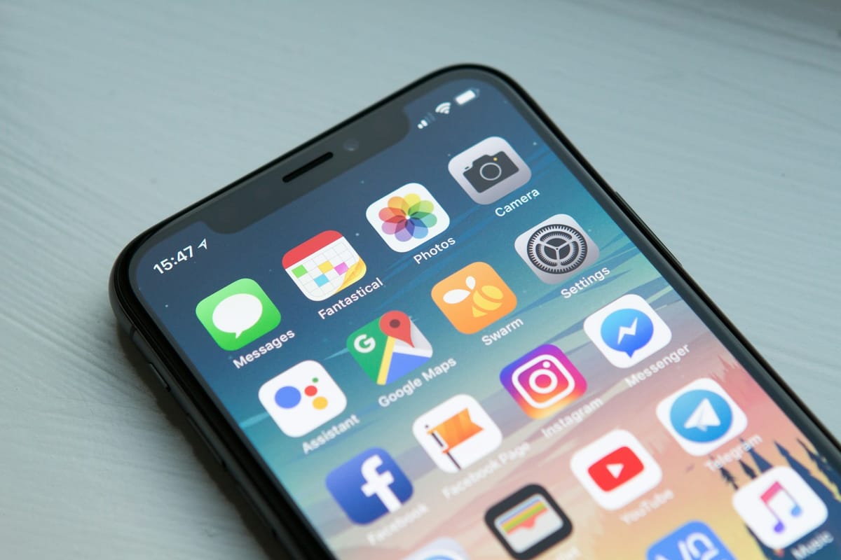 Smartphone con escudo de seguridad
