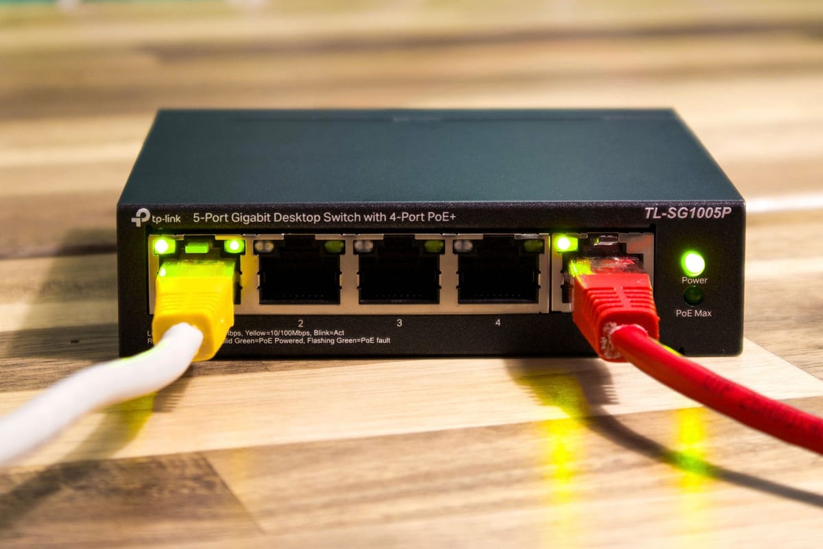 Redes WiFi de empresa: cómo evitar que tu propia red sea la puerta de entrada